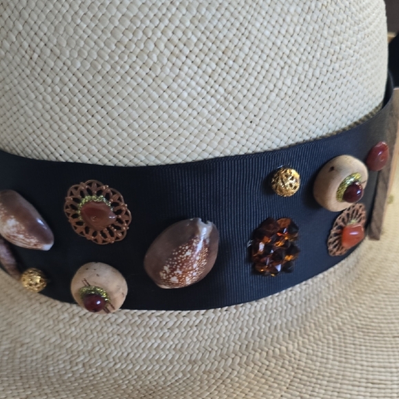 Vintage Straw Hat with Black Embellished Band - Picture 5 of 12